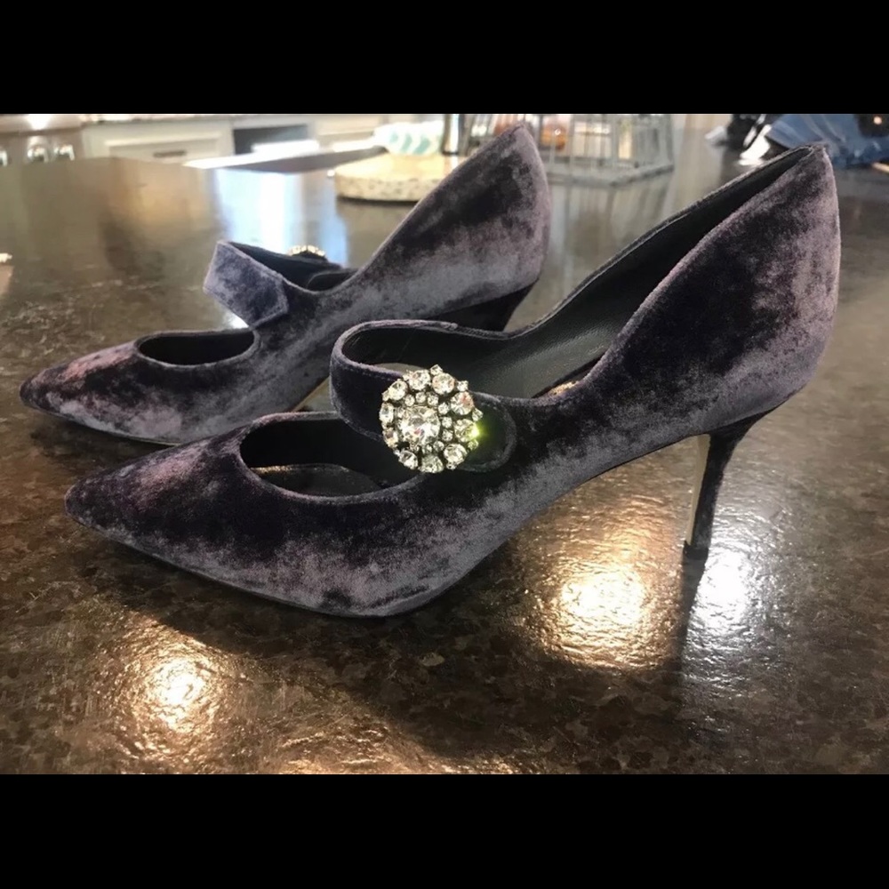 Manolo Blahnik Verna Mary Jane Pump. Size 39.5.